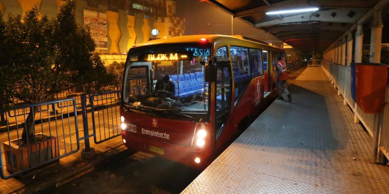Bus Busway jadwal 24 jam